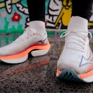 Mizuno Wave Rebellion Pro